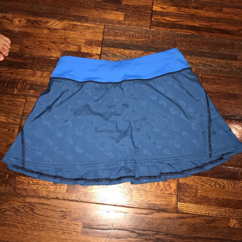 SOLD Lululemon pacesetter skort